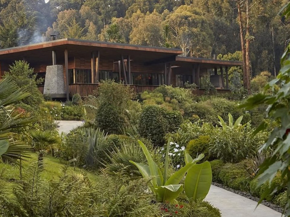 Best places to stay near Volcanoes National Park